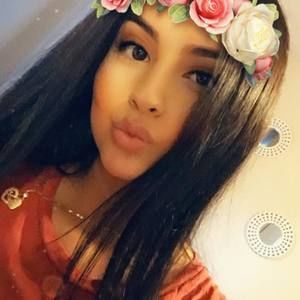 Meet your Posher, Sandra